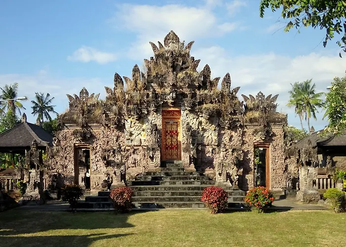 Resort Mayo Umeanyar